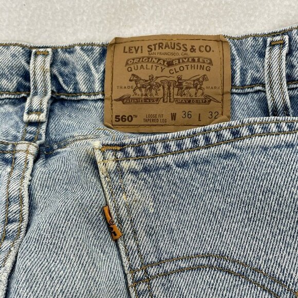Vintage Levis 560 Jean Shorts Bermuda Men W36 Loose Fit Tapered Modified Cutoff - Picture 8 of 10
